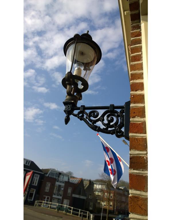 B&B Klaar Joure Bagian luar foto